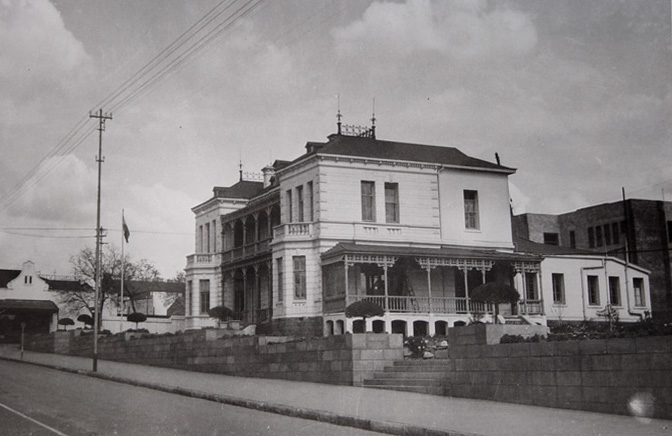 Lêer:NZASM-huis, hoek van Paul Kruger- en Jacob Maréstraat, Pretoria.jpg