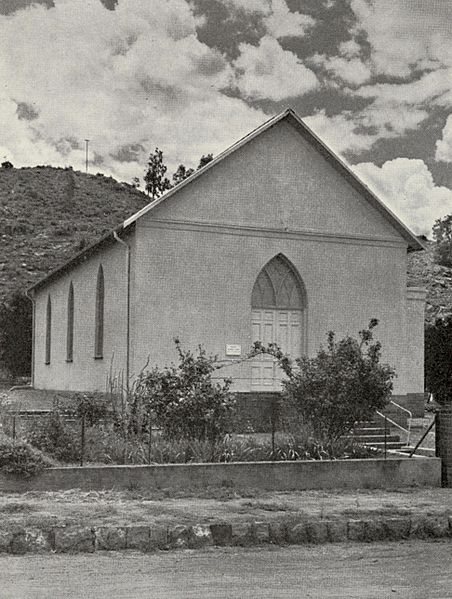 Lêer:Bethulie se ou Gereformeerde kerk, later die Metodistekerk.jpg