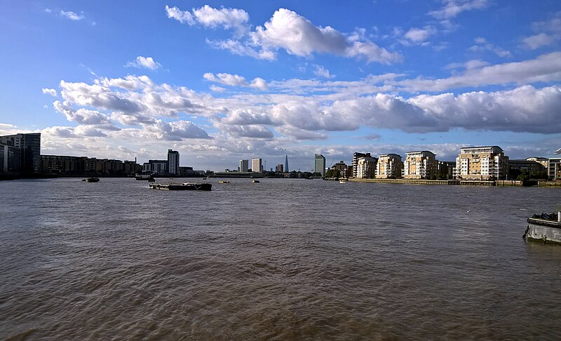 Lêer:Uitsig oor die Teems en Sentraal-Londen vanuit Greenwich.jpeg