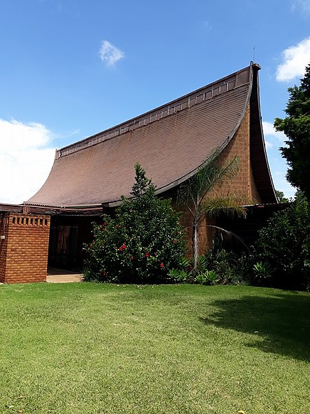 Lêer:Ou Gereformeerde kerk Voortrekkerhoogte, Edmund McCabe.jpg