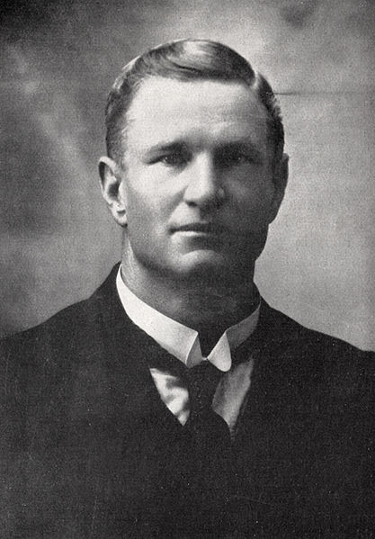 Lêer:Dr NJ van der Merwe 1925.jpg