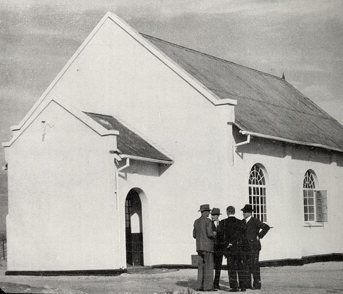 Lêer:Die Gereformeerde kerk Messina, waarvan ds PJ de Klerk die hoeksteen op 7 November 1936 gelê het.jpg