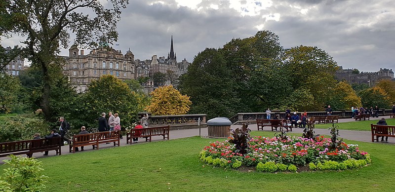 Lêer:Princes Street Gardens, Edinburg.jpg