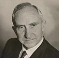 Mnr. F.E. de Villiers, skoolhoof van 1937 tot 1955.