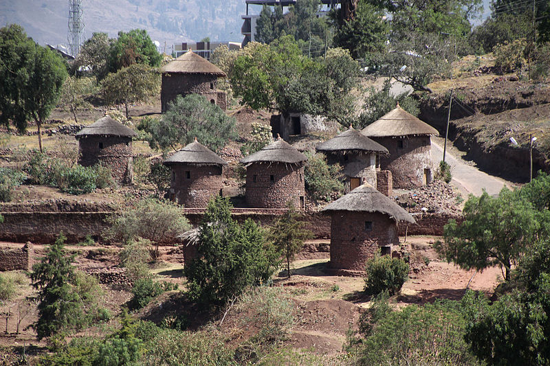 Lêer:Tukul-huisies, Lalibela.JPG