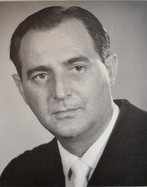 Lêer:Ds HJ Brandt, leraar NG gemeente Ontdekkers-Noord, 1964-1969.jpg