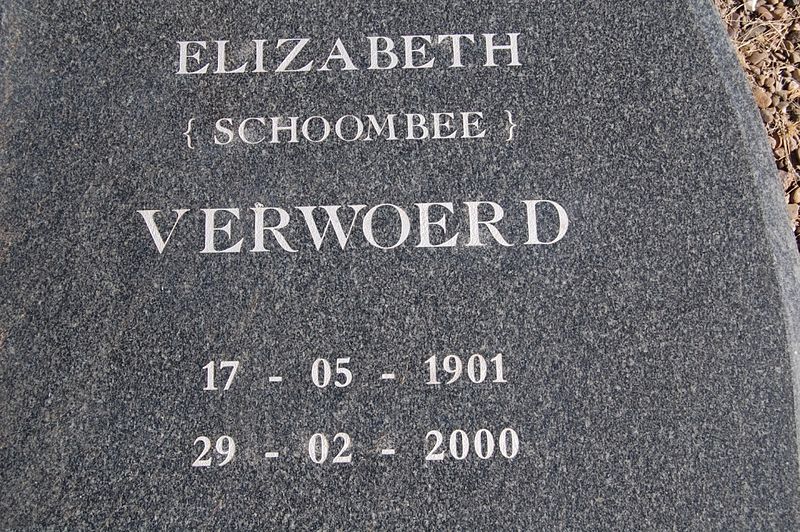 Lêer:Betsie Verwoerd se grafsteen.JPG