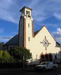 Noordoosaansig van die tweede kerk.