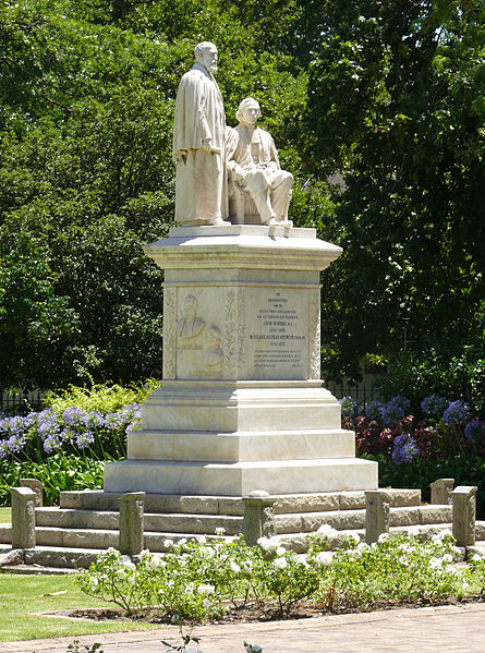 Lêer:Murray-Hofmeyr-standbeeld, Teologiese Kweekskool, Stellenbosch.jpg