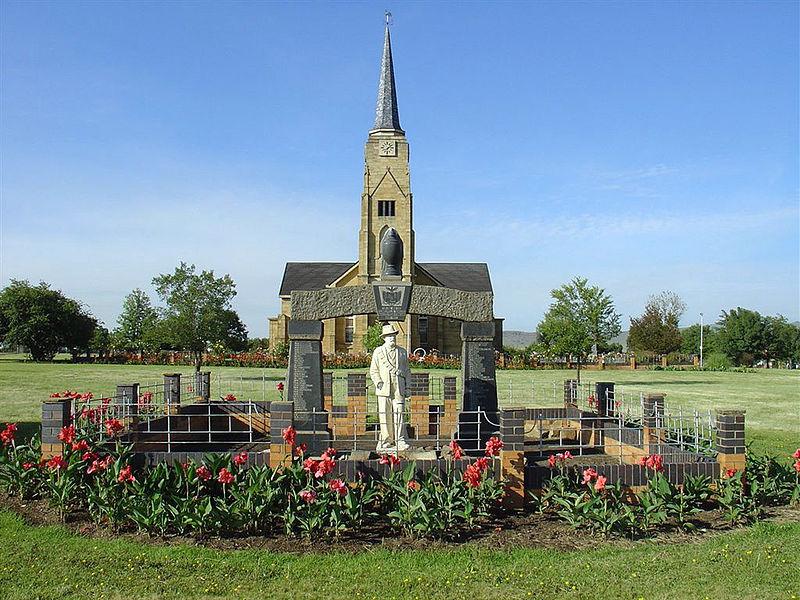 Lêer:NG kerk Wakkerstroom GGSA monument.jpg