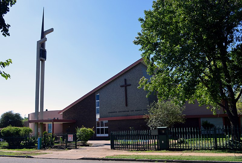 Lêer:NG kerk Alberton-Suid, 31 Desember 2017, Morné van Rooyen.jpg