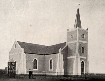 Die NG gemeente Strydenburg se vorige kerkgebou is in 1900 ingewy.