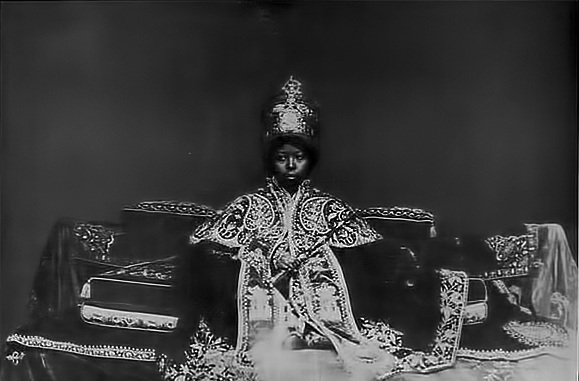 ስዕል:Empress Zewditu.jpg