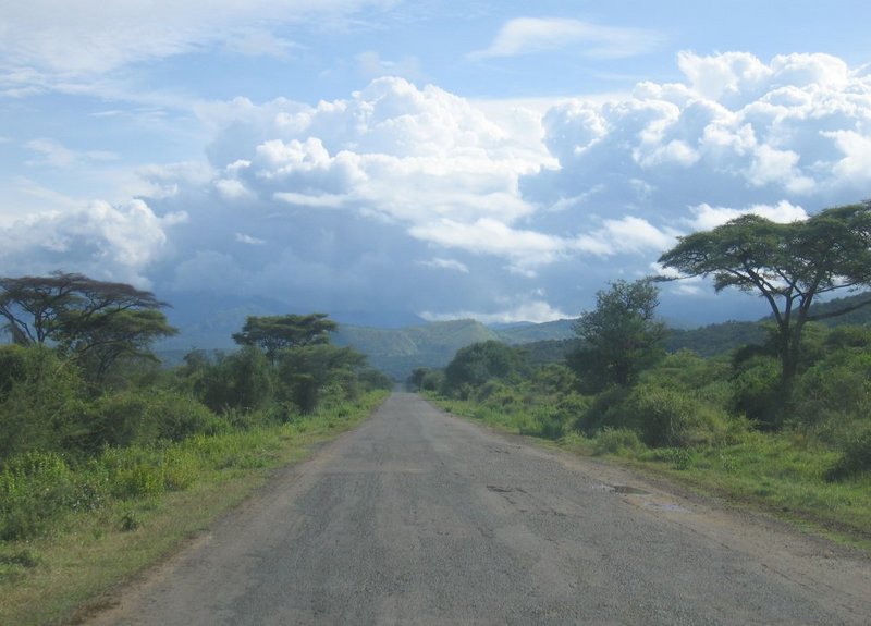 ስዕል:Road in South Omo Ethiopia.JPG