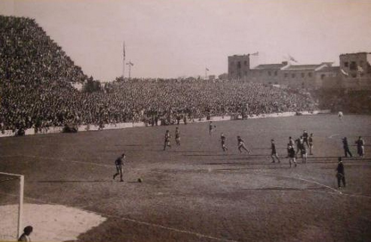 Imachen:Campo de Torrero Zaragoza.jpg