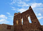 حصن الشريف يقع بمدينة صامطة، بني في حوالي الفترة ما بين 1242 - 1249 هـ في عهد الشريف محمد بن أبو طالب آل خيرات.