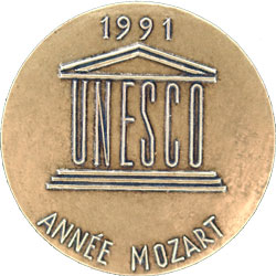 Fayl:Unescomozartmedal.jpg