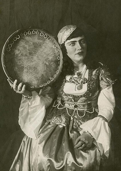 Fayl:Məhbubə Paşayeva.jpg