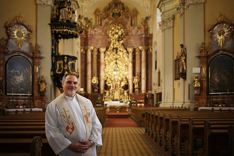 Datei:Da Pforra Szabo Eugen in da Pöstlingbeagbasilika.jpg