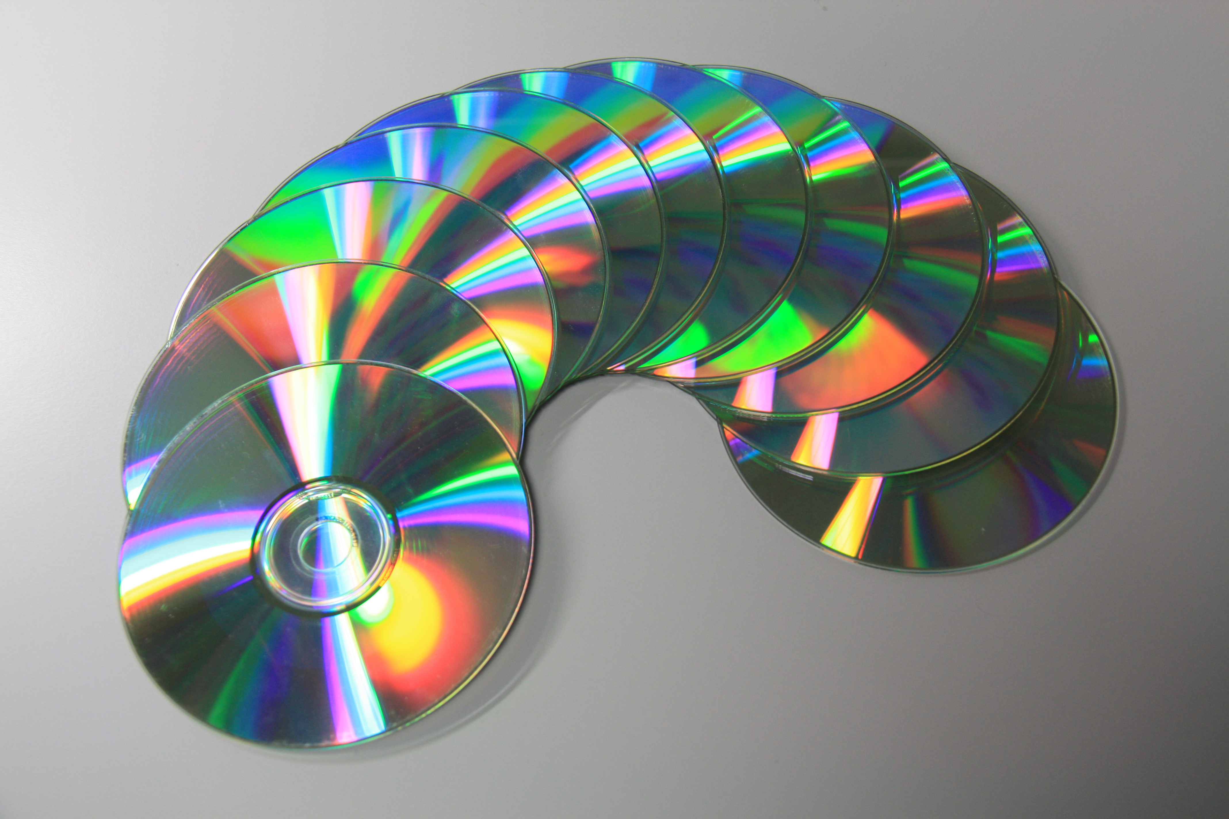 File:CDs.JPG - Wikimedia Commons