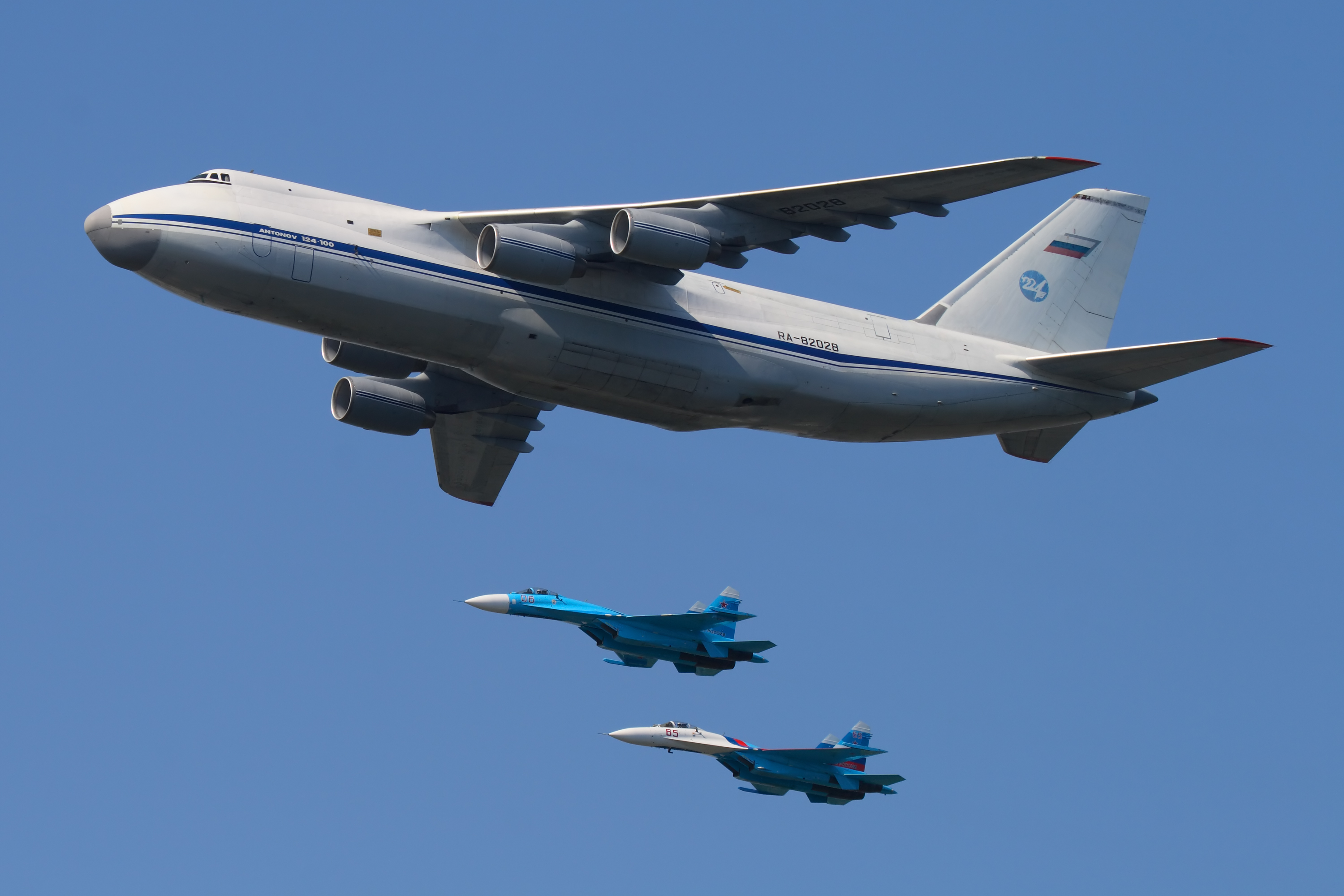 An-124_RA