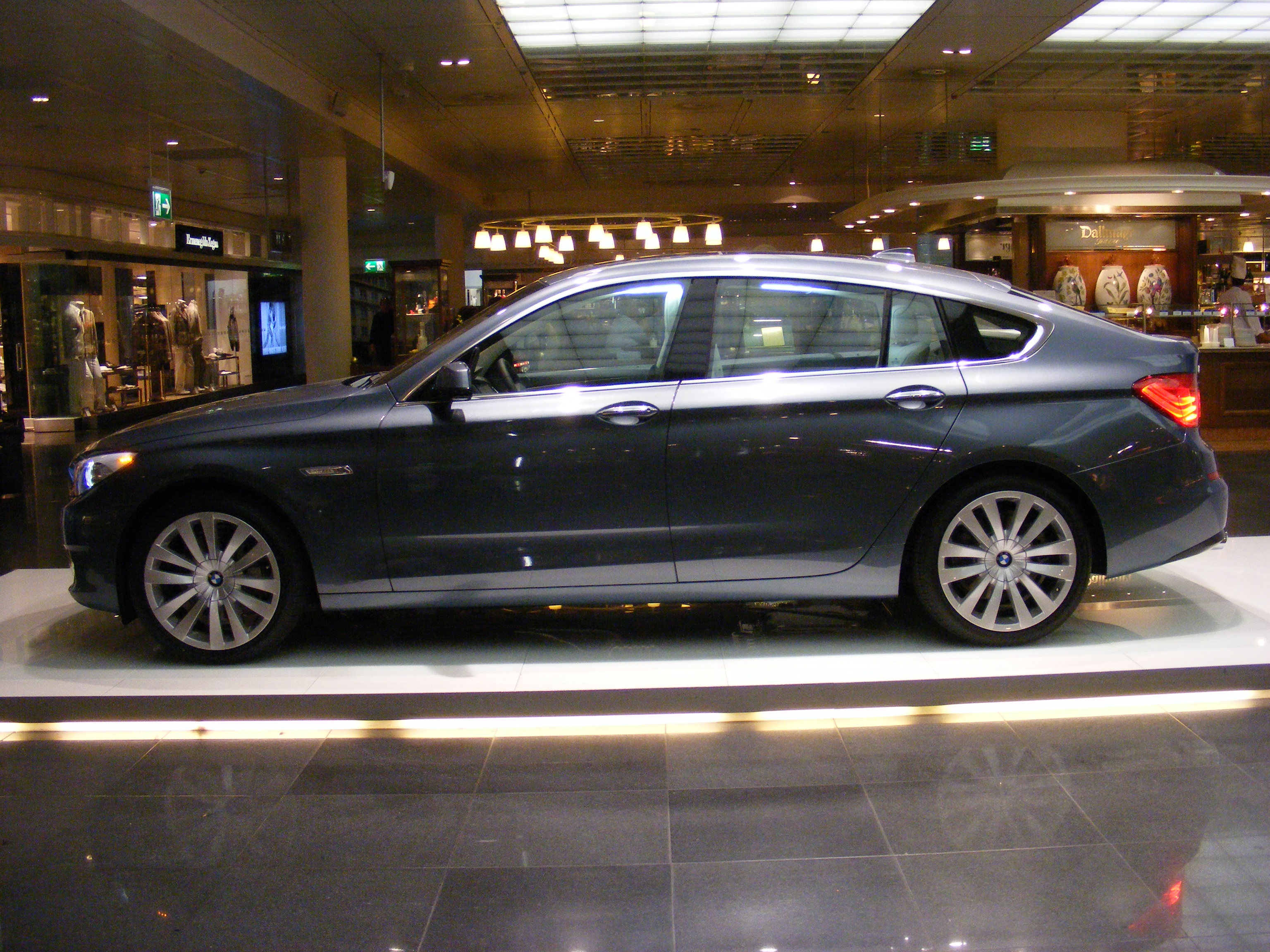 BMW  BMW 5 Series