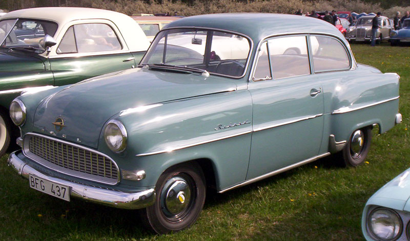  Opel Rekord 2Door Sedan 1956jpg 