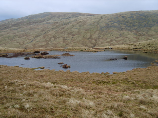 Tarn_at_Stake_Pass_-_geograph.org.uk_-_1