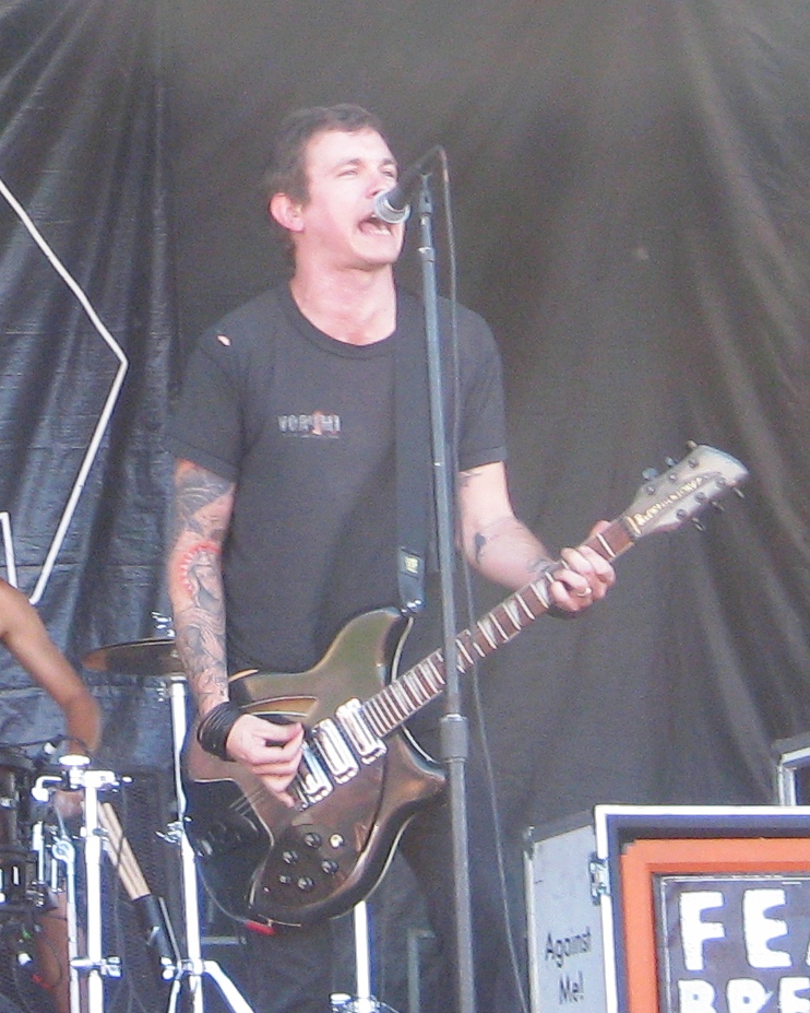 FileTom Gabel at Warped Tour 20110809 01jpg