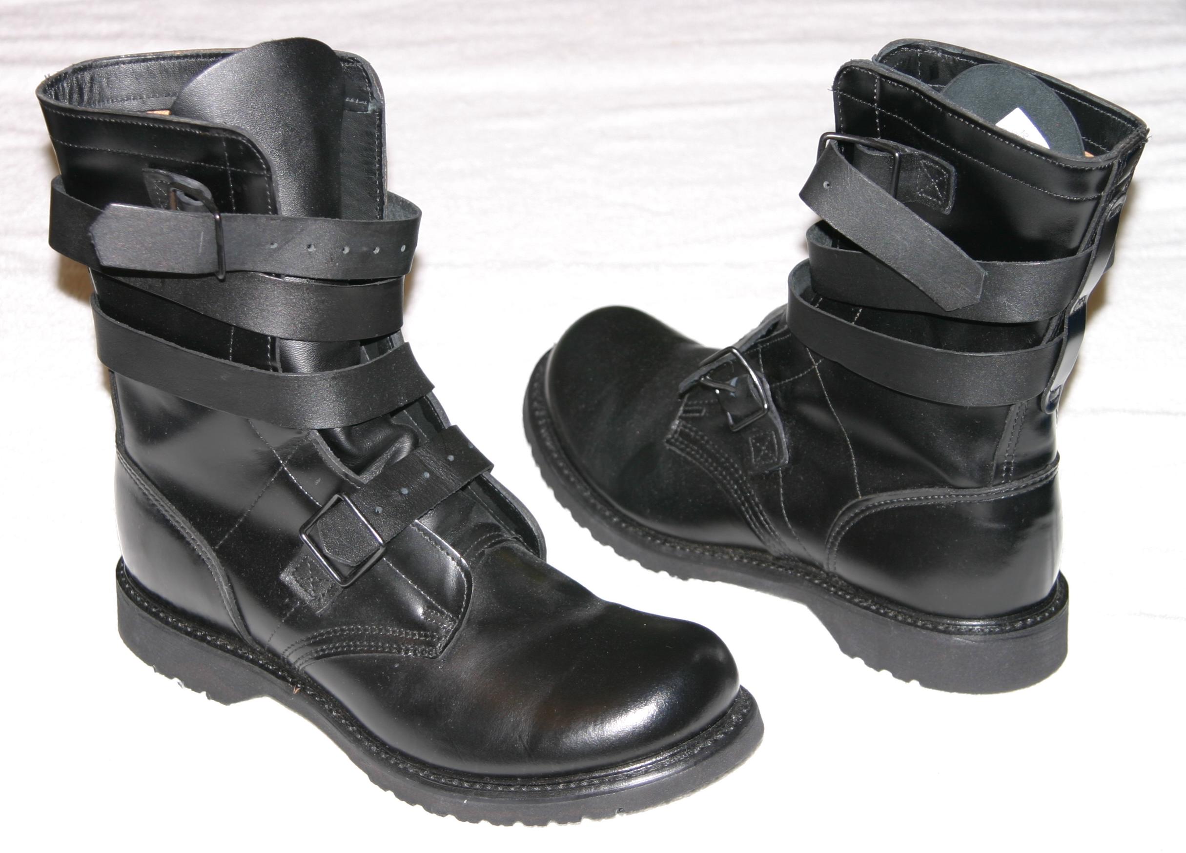 Tanker Boots