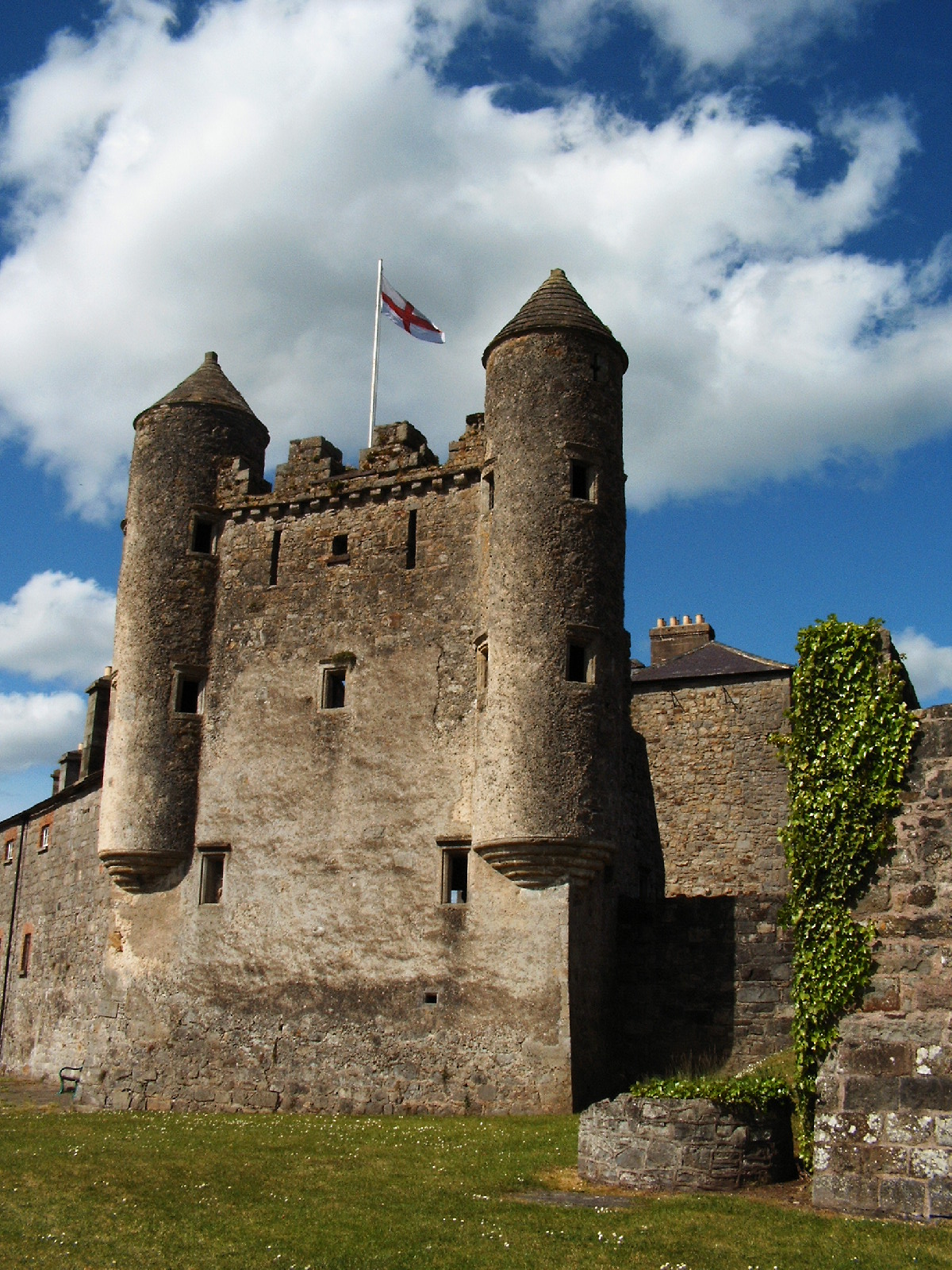 Enniskillen_Castle_01.jpg