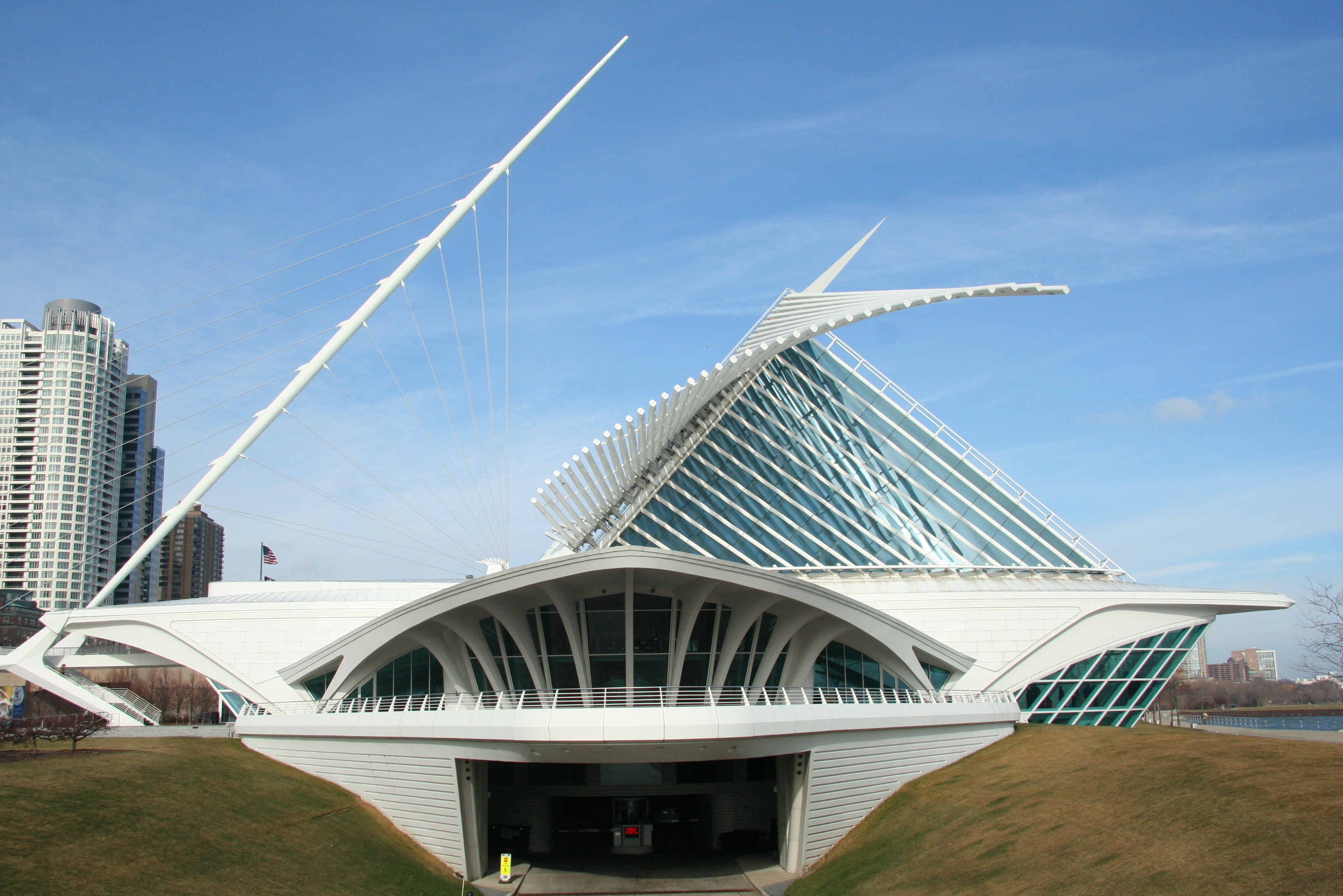 File:MilwaukeeArtMuseumWI.jpg - Wikipedia, the free encyclopedia