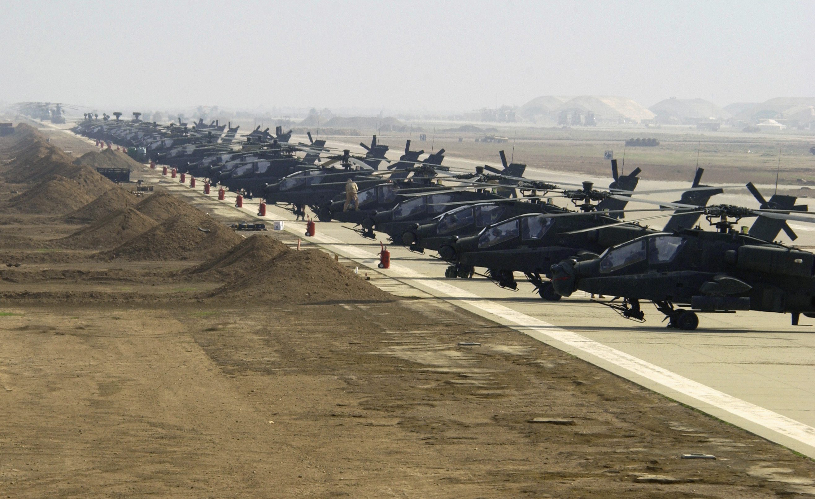 Egito quer comprar helicópteros Apache