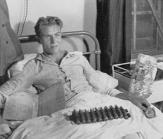 Файл:George Beurling injured in bed 1943.jpg