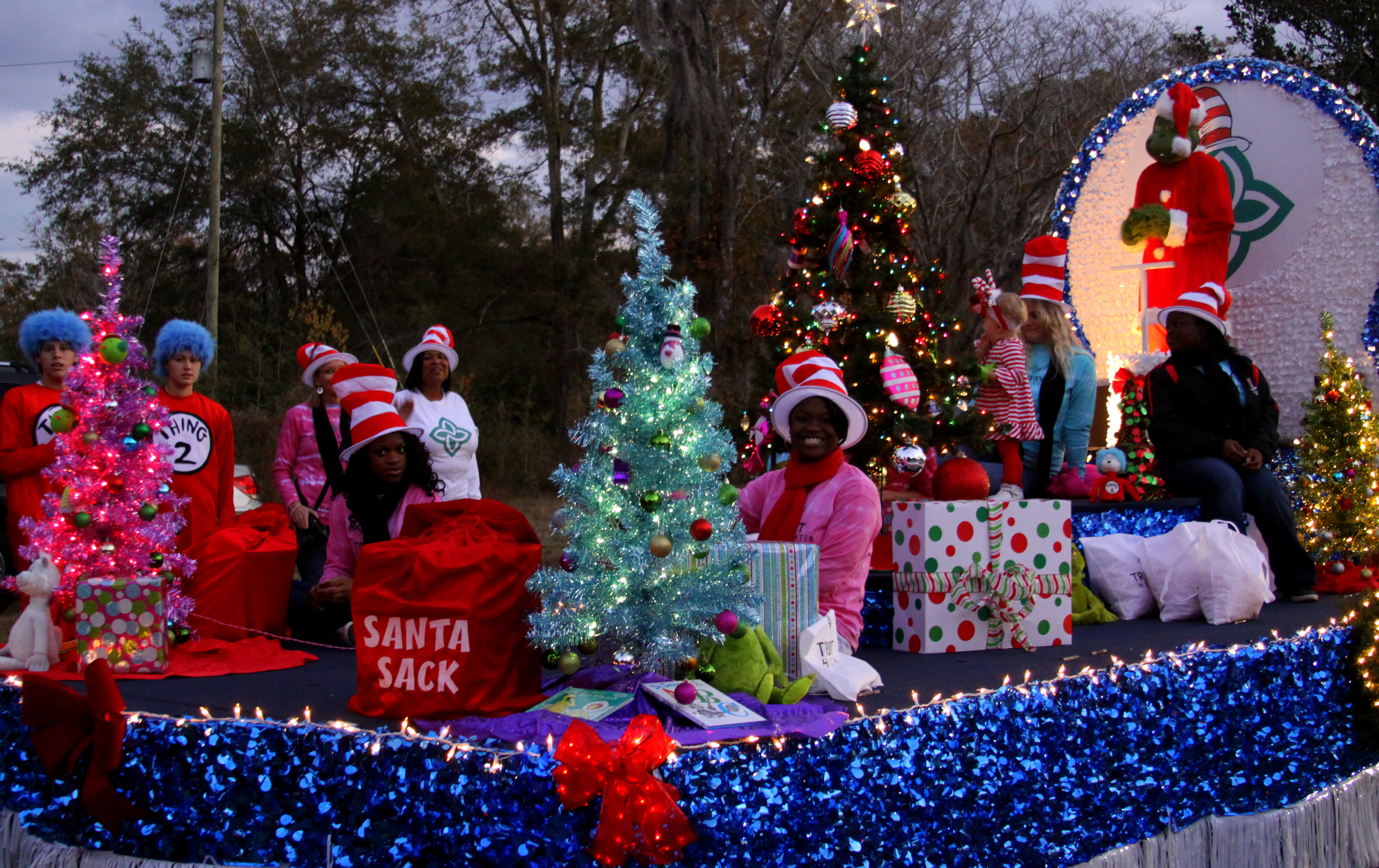 FileNorth Charleston Christmas Parade (8265425264).jpg