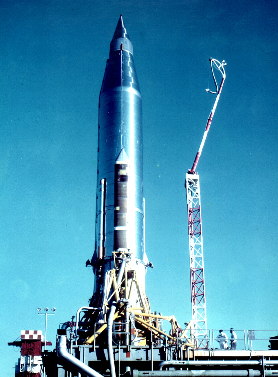 http://upload.wikimedia.org/wikipedia/commons/0/09/Atlas-B_with_Score_payload.jpg