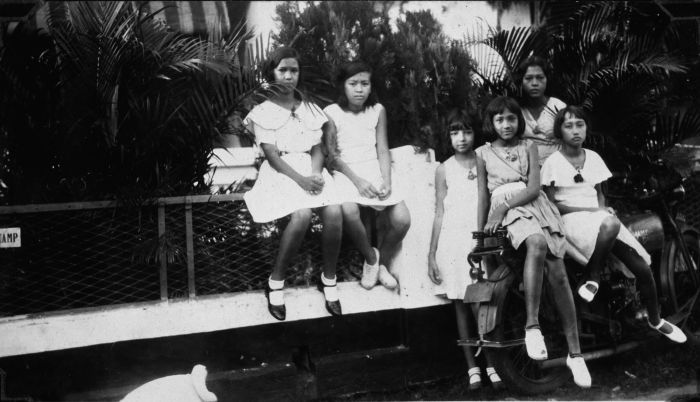 Kumpulan Foto Kehidupan Remaja Indo-Eropa di Batavia Tahun 30 an - Jurukunci4.blogspot.com