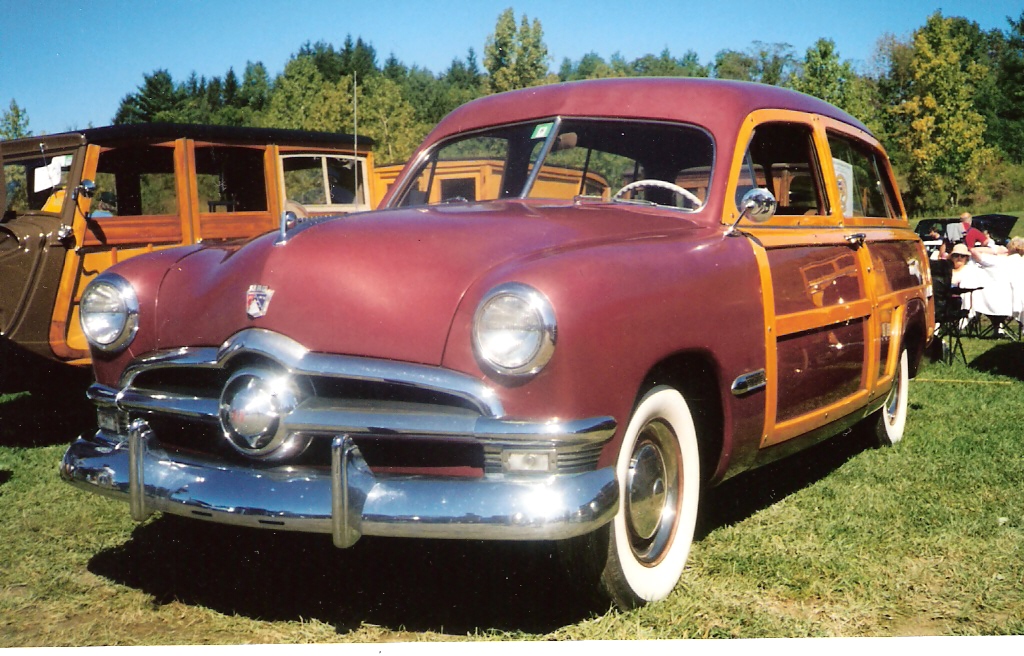 File1950 Ford Country Squirejpg