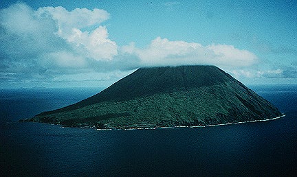 File:Asuncion Island Aerial.jpg