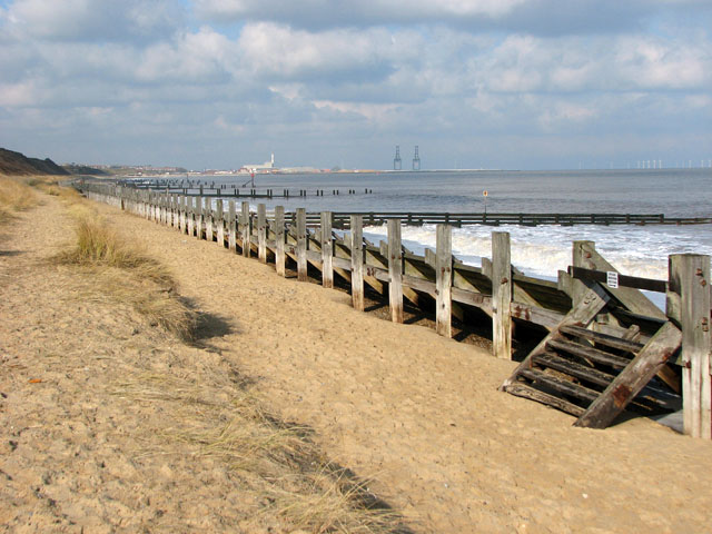 beach groynes