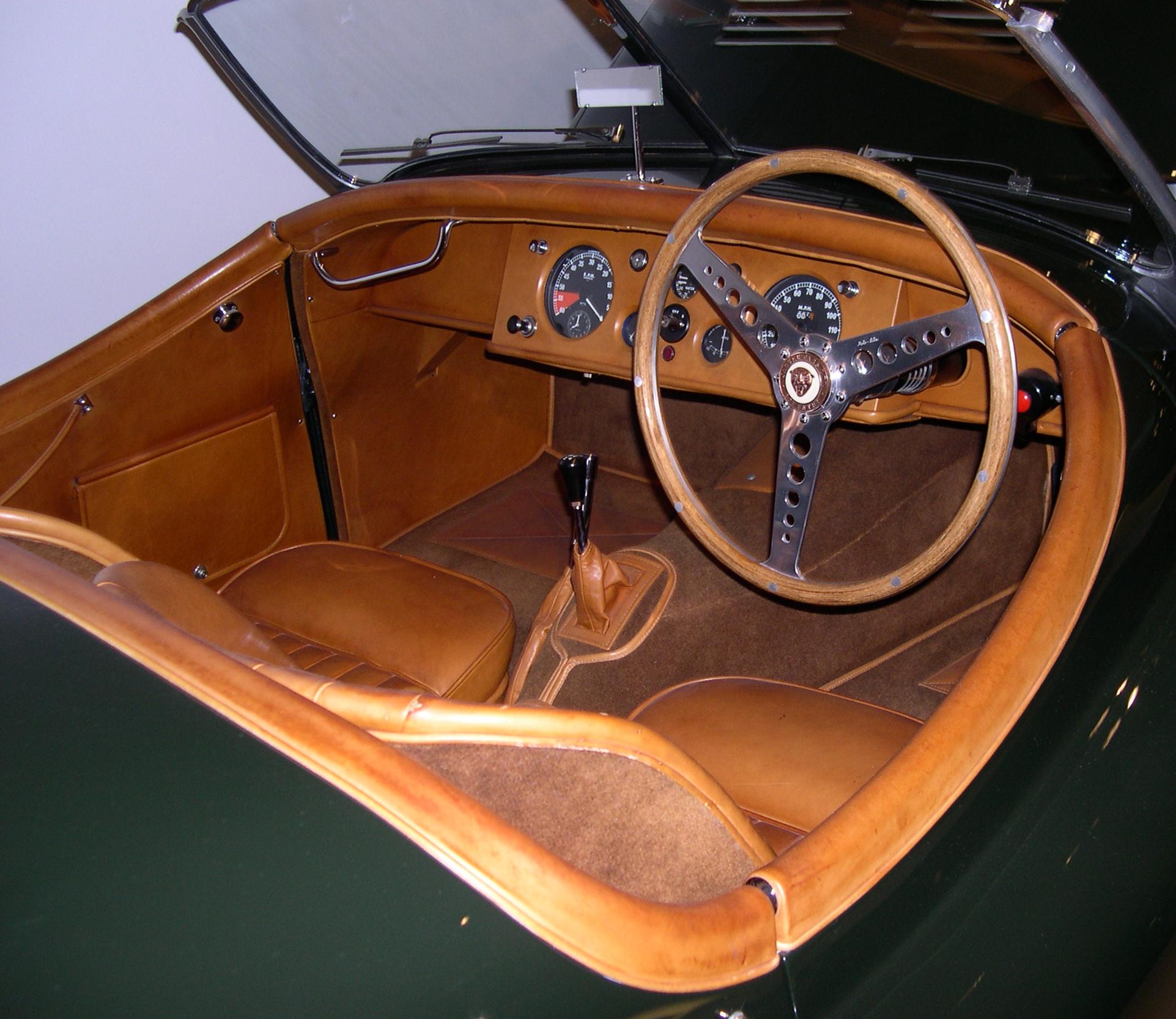 1950 Jaguar XK120 interior.jpg