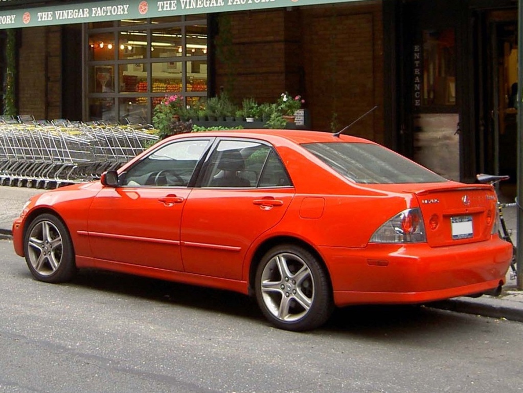 Lexus_IS_200.JPG