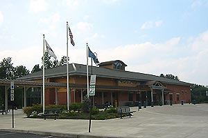 Saratoga Springs station (1), July 2006.jpg