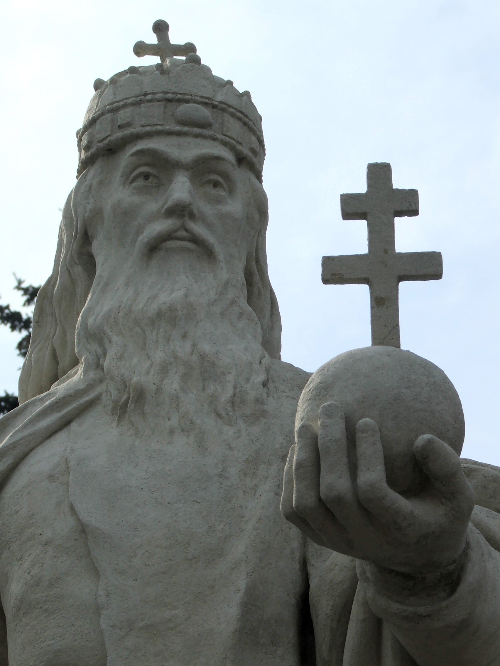 Statue av den hellige Stefan i Esztergom i Ungarn, hans fødeby