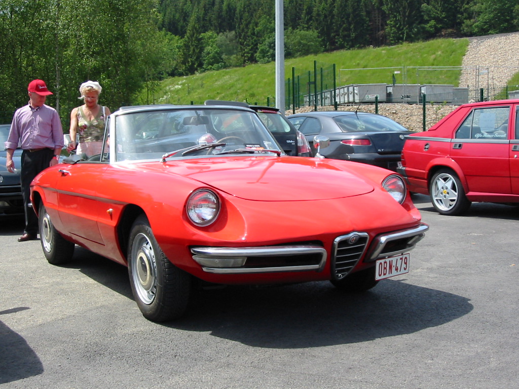 alfa romeo duetto spider