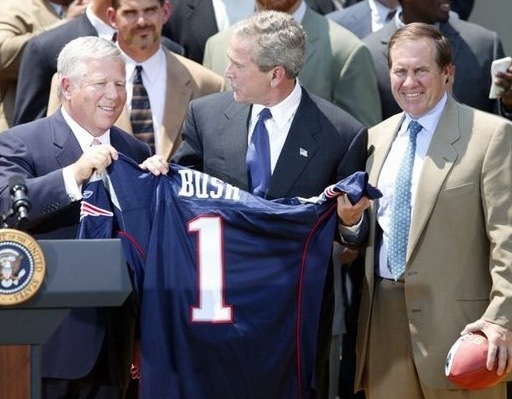 Bob_Kraft-George_Bush-Bill_Belichick.jpg