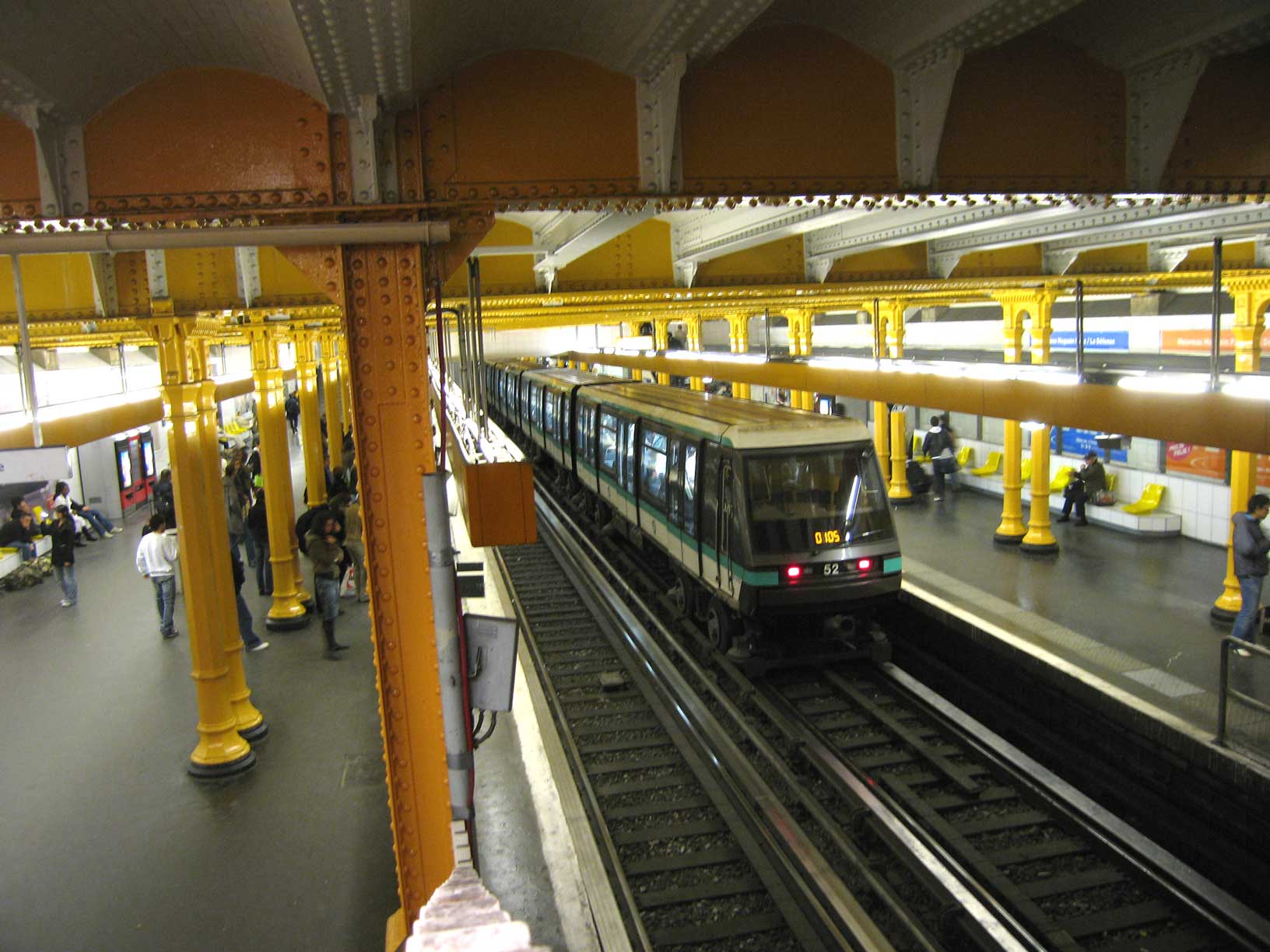 Description Ligne-1-Gare-de-Lyon-3.jpg