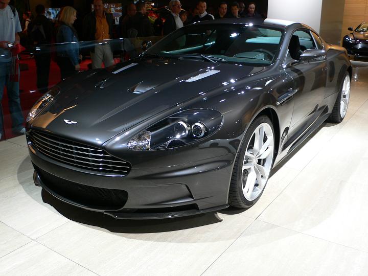 http://upload.wikimedia.org/wikipedia/commons/1/17/Aston_Martin_DBS_Paris.jpg