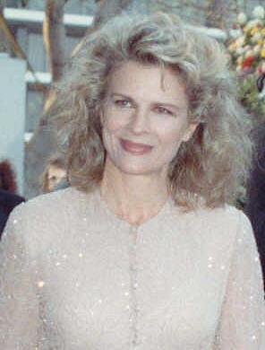 Candice Bergen at the 62nd Academy Awards