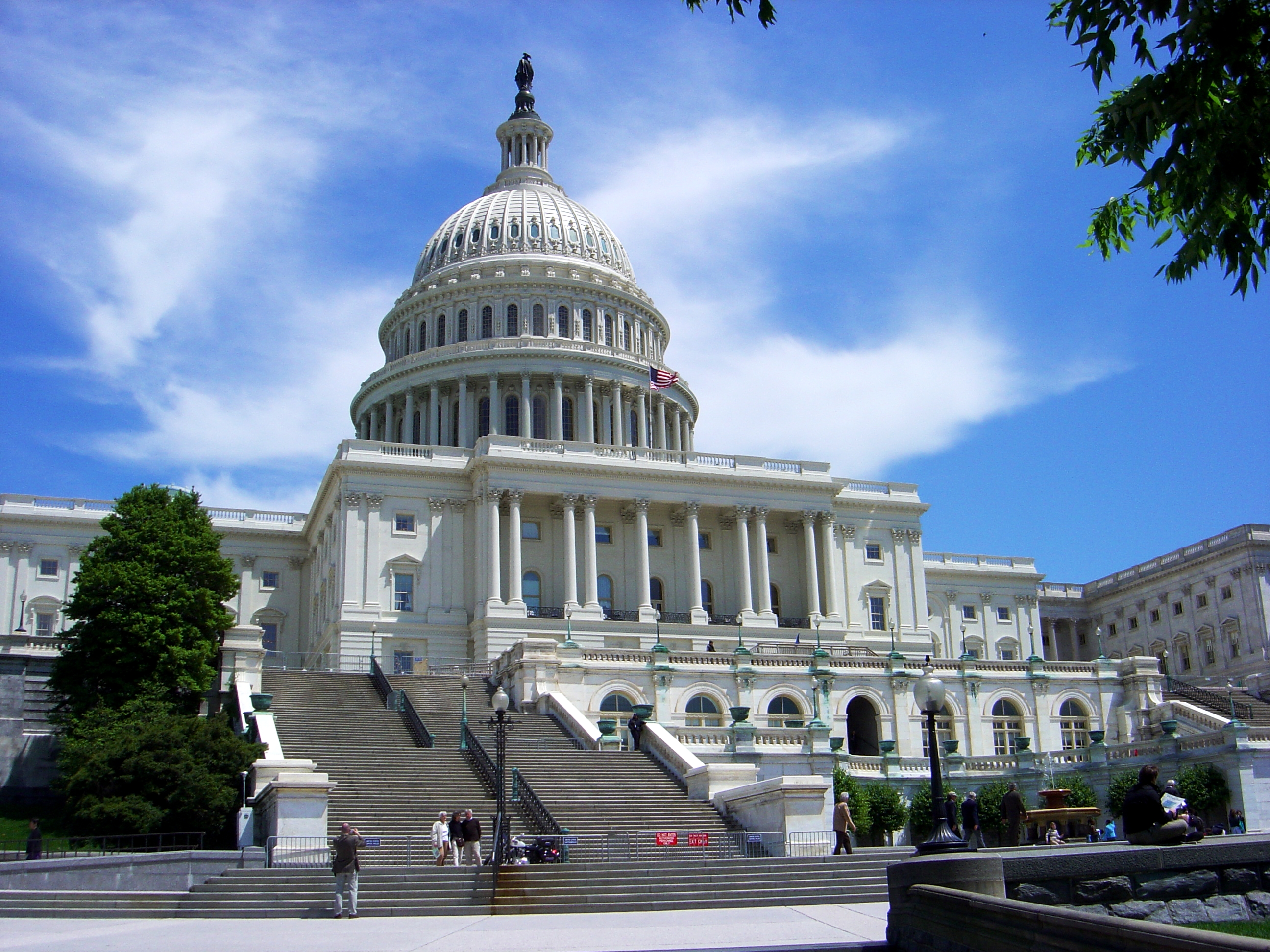 Image:Uscapitolindaylight.jpg